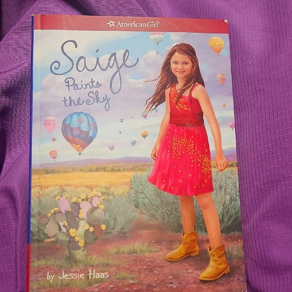🔵Saige Paints the Sky by American Girl Book 2🔵